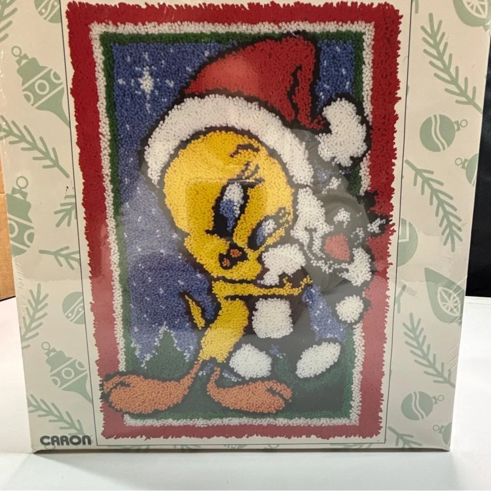 Warner Bros Looney Tunes Tweetys Gift Christmas Latch Hook Kit Sylvester Sealed - Picture 11 of 11